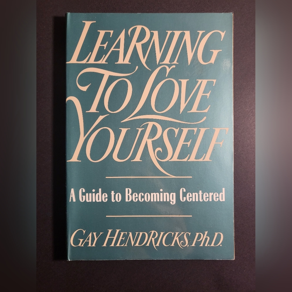 LEARNING TO LOVE YOURSELF - Book - Popular